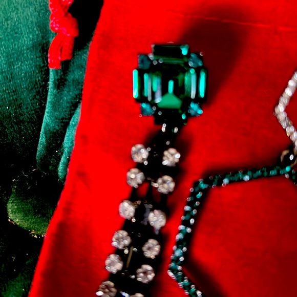 Mismatched Earring Set. Beautiful Emerald Green and Silver Crystals. - Picture 4 of 4
